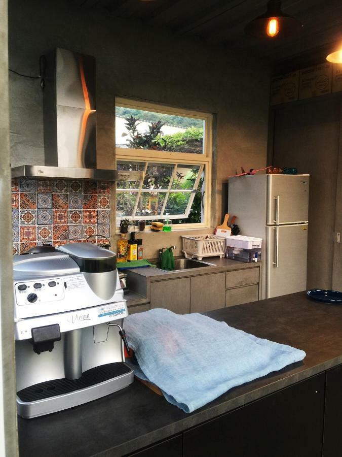 Mooning The Hill Apartment Manzhou ภายนอก รูปภาพ